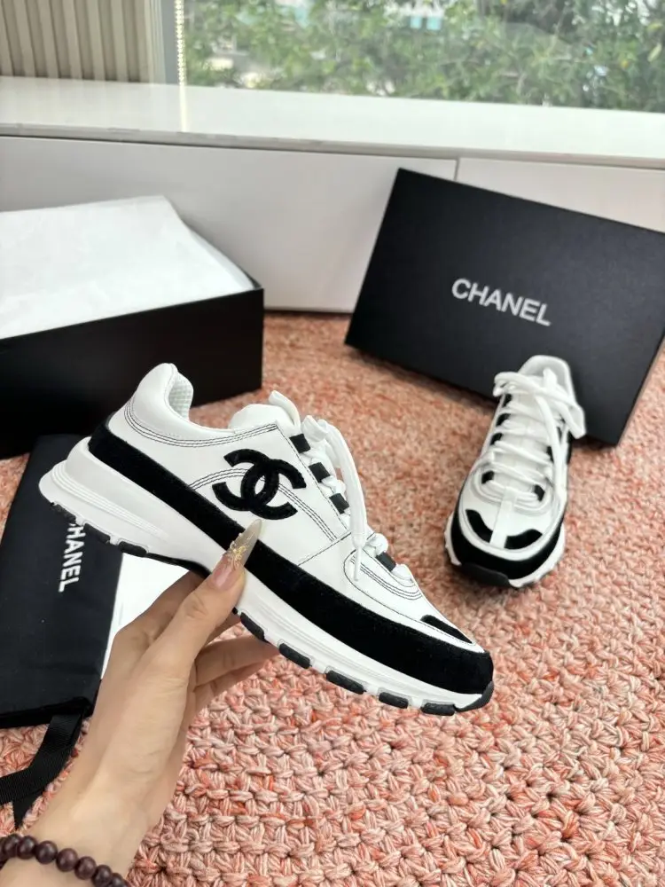 Chanel Sneakers women's — Photo 5