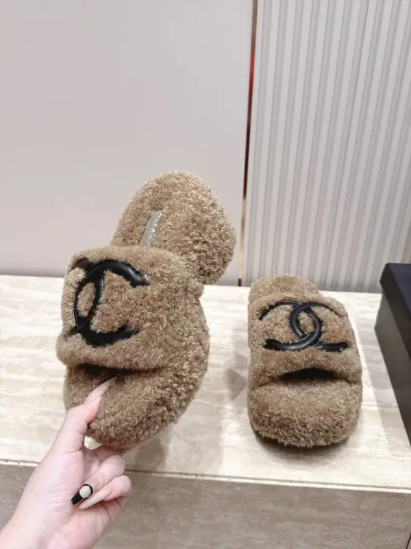 Chanel Step-ins women's — Photo 3