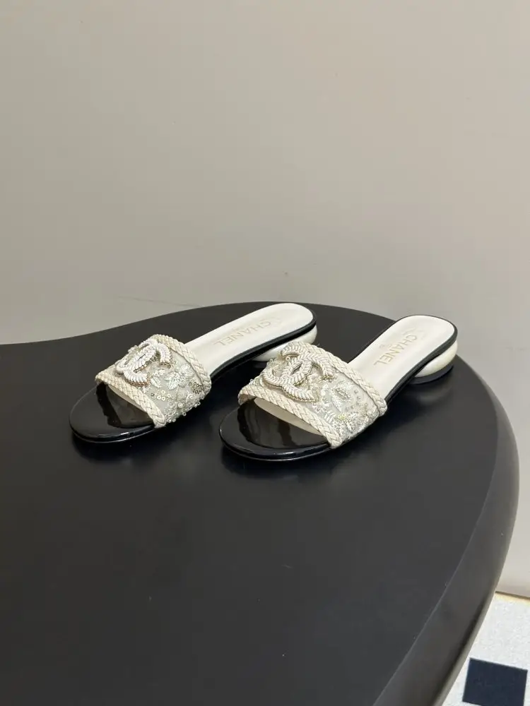 Chanel Step-ins women's — Photo 3