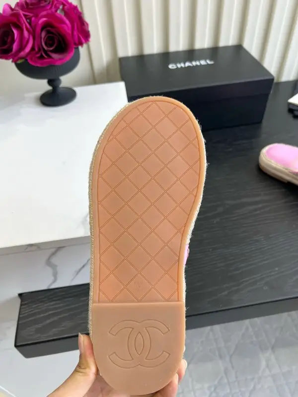 Chanel Step-ins women's — Photo 5