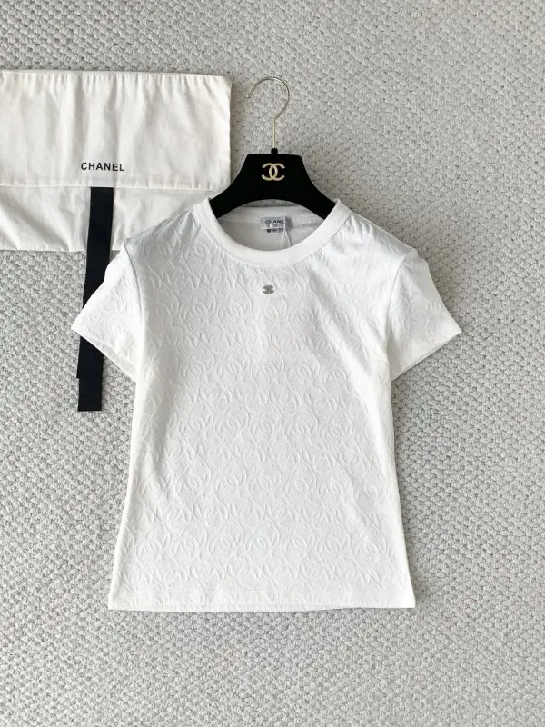 Chanel — T-shirt women's