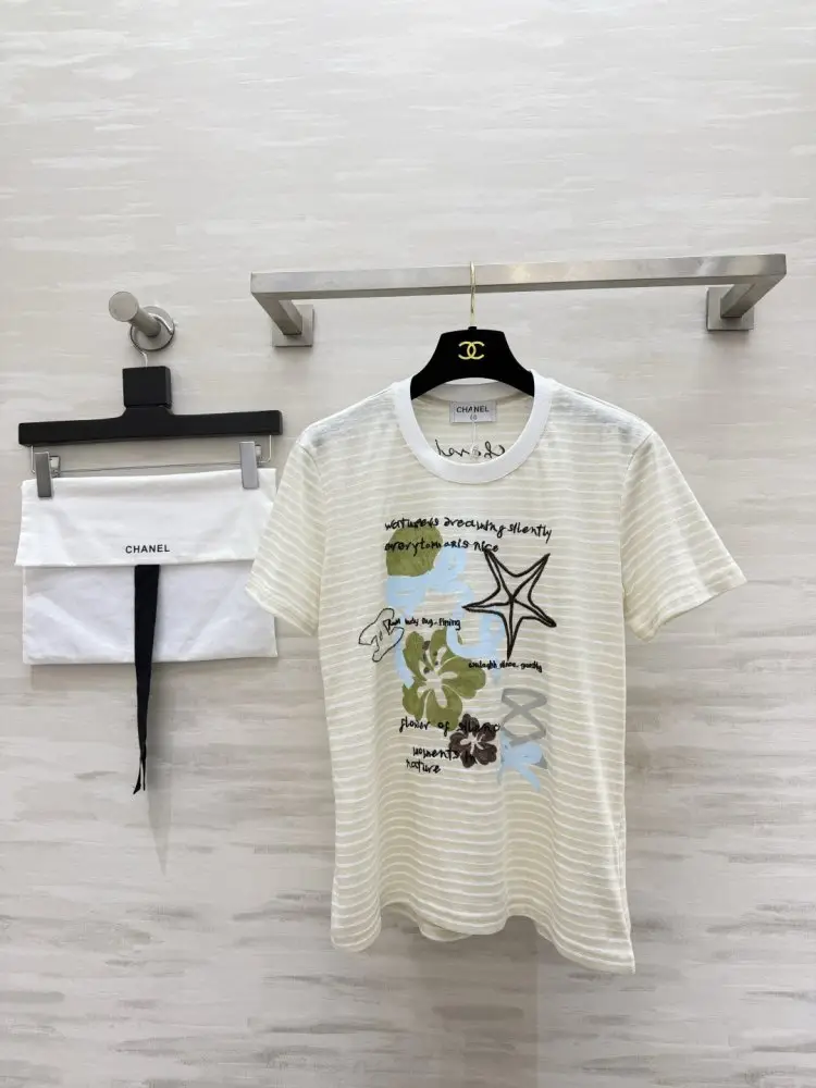 Chanel — T-shirt women's
