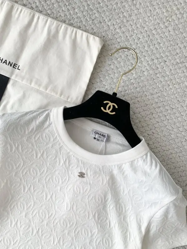 Chanel T-shirt women's — Photo 3