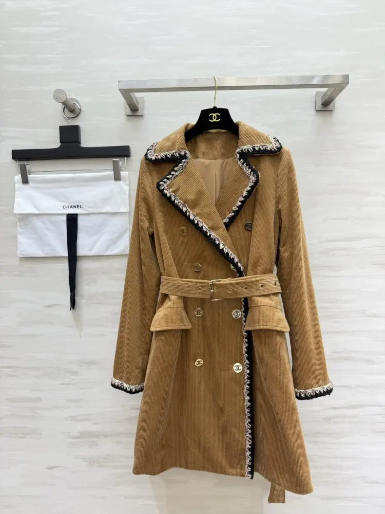 Chanel — Тренч женский