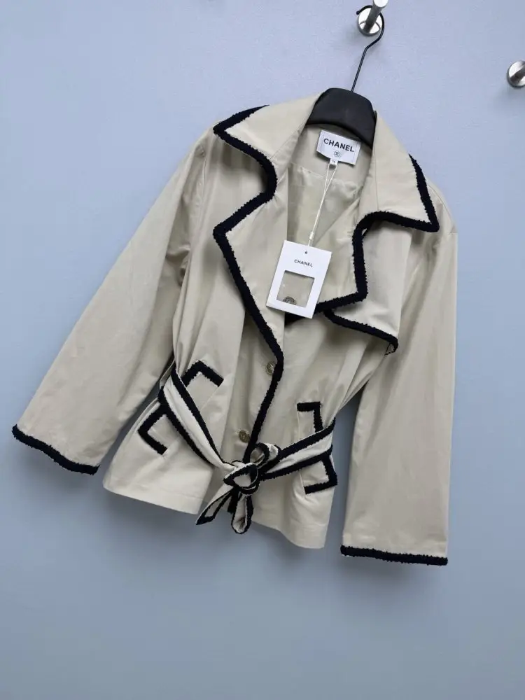 Chanel Trench from fringe — Photo 2