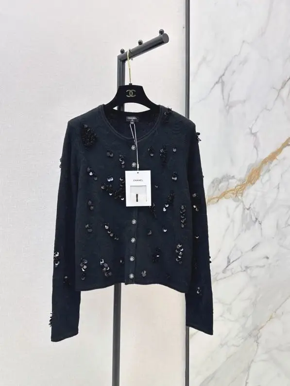 Chanel — Об'ємний в'язаний кардиган