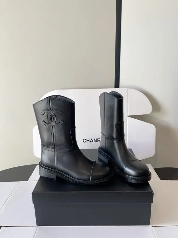 Chanel — Women's boots chelsea from buckles