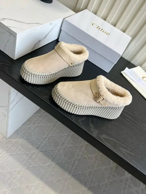 Chloe — Ugg boots