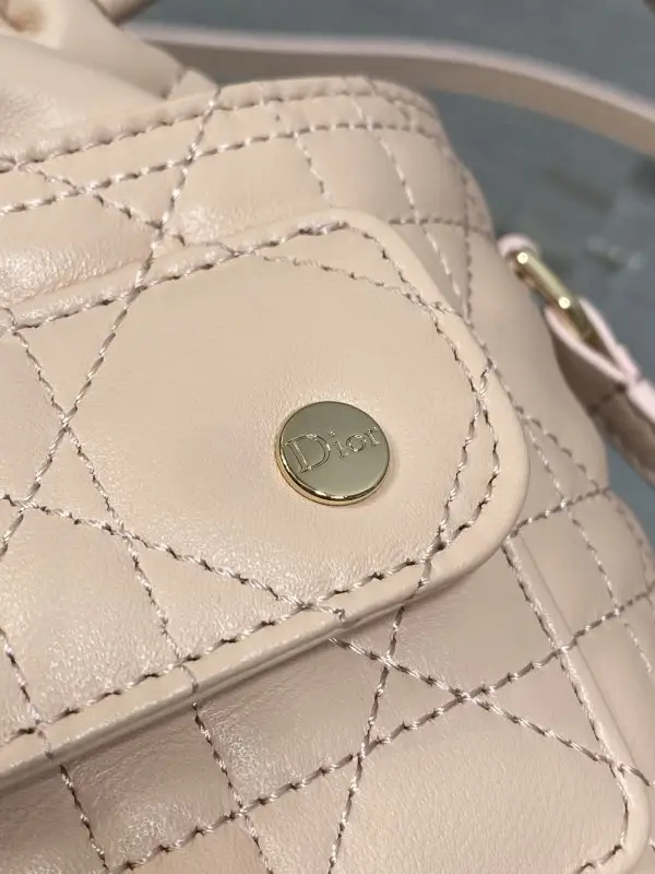Christian Dior Сумка-відро Caro Bucket 22 см шкіряна на зав'язках — Фото 3