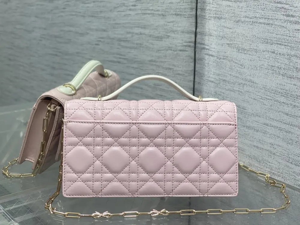 Christian Dior Сумка клатч Miss Dior 21 см з перловою ланцюжком і бантом — Фото 4