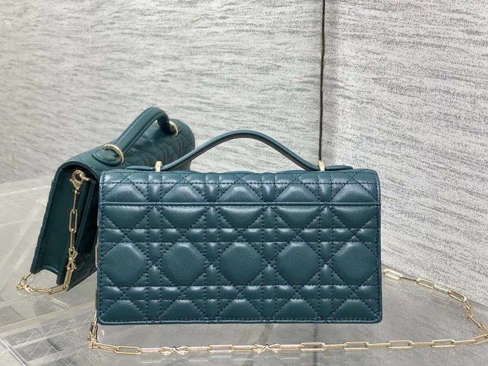 Christian Dior Сумка клатч Miss Dior 21 см з перловою ланцюжком і бантом — Фото 4
