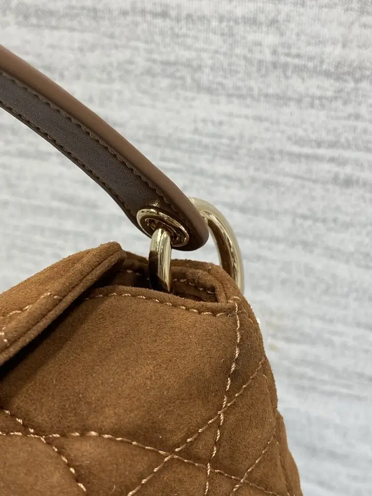 Christian Dior A bag Dior 2026 Adiorable Top Handle 22 cm — Photo 3