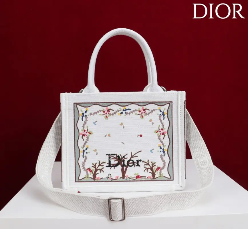 Christian Dior — A bag Dior Book Tote of collection Dioriviera 26 cm