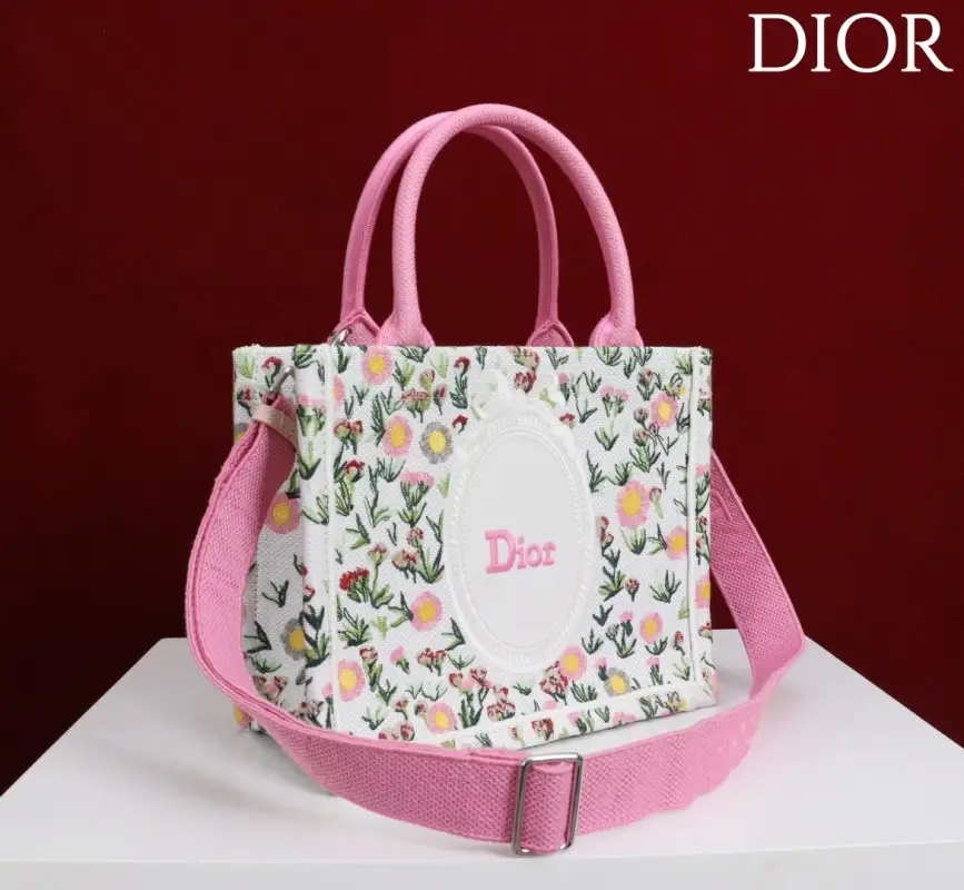 Christian Dior A bag Dior Book Tote of collection Dioriviera 26 cm — Photo 2