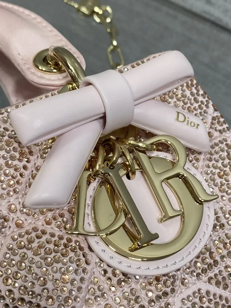Christian Dior A bag Dior Lady D-Joy 19 cm decorated кристалами — Photo 3