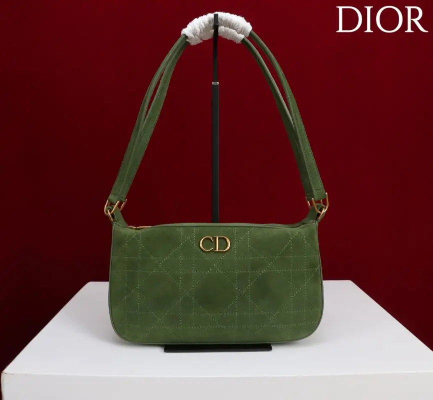 Christian Dior — Сумка Dior Miss Caro 19 см з м'якої шкіри