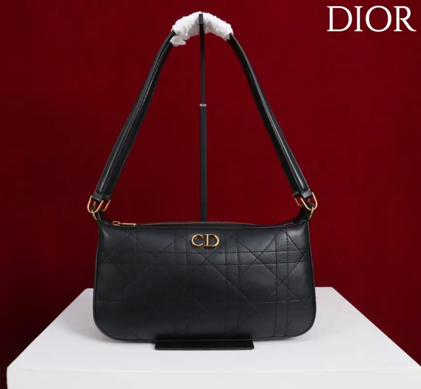 Christian Dior — Сумка Dior Miss Caro 26 см з м'якої шкіри