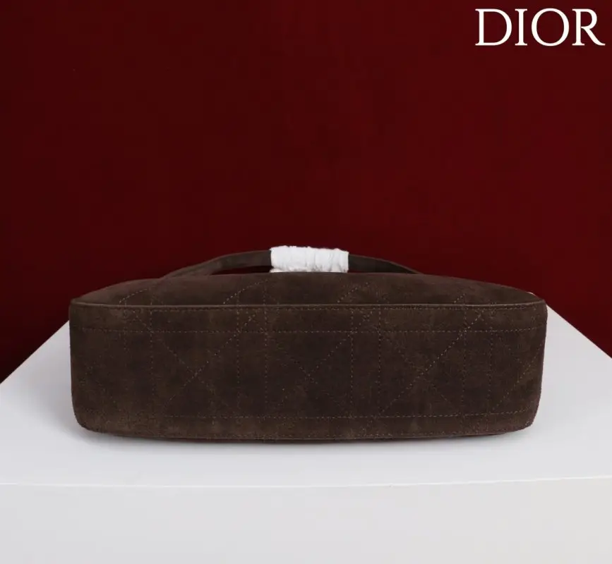 Christian Dior A bag Dior Miss Caro 26 cm of soft skin — Photo 4