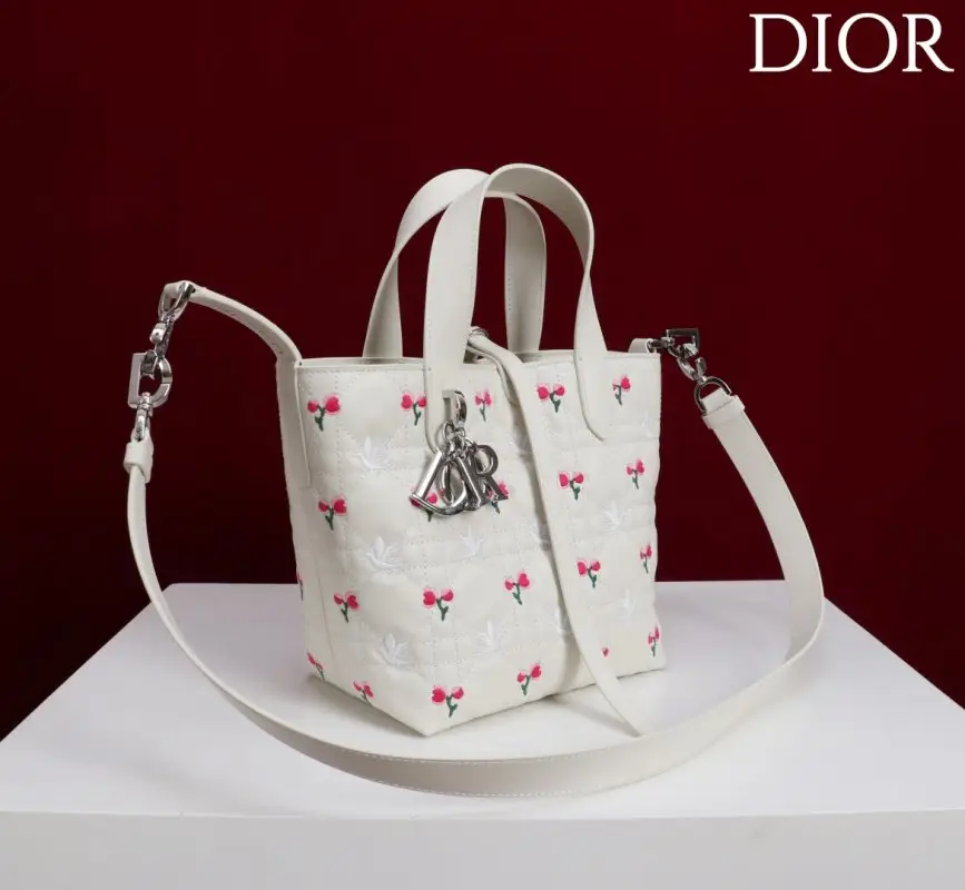 Christian Dior Сумка Dior Toujours Small 16 см — Фото 2