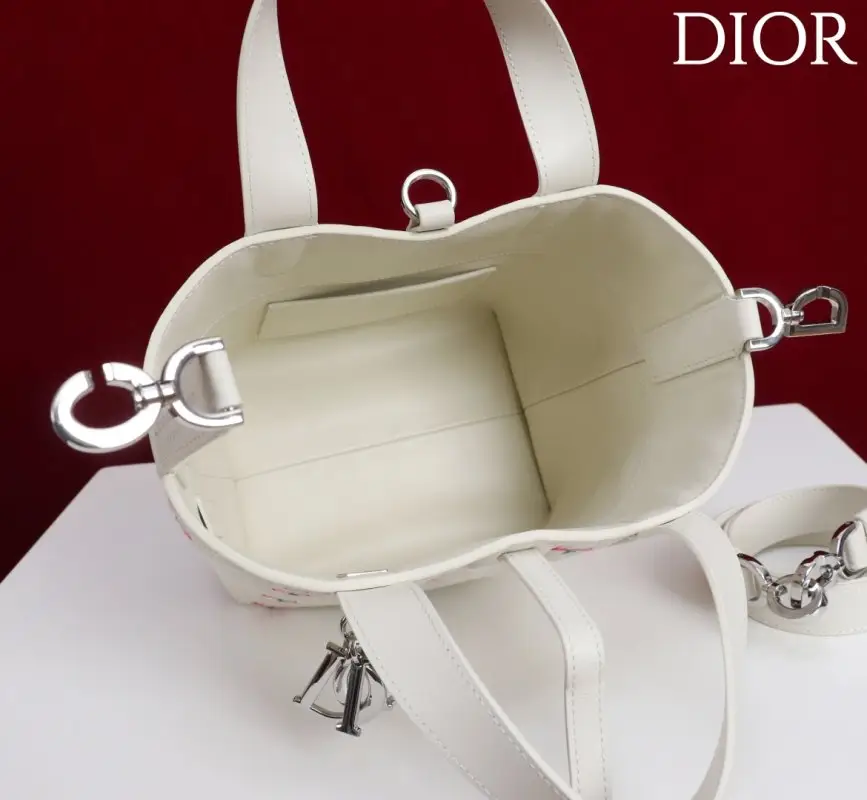 Christian Dior Сумка Dior Toujours Small 16 см — Фото 5