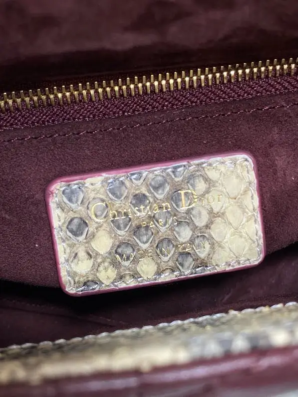 Christian Dior Сумка Lady Dior 17 см з рідкісної зміїної і овечої шкіри — Фото 4