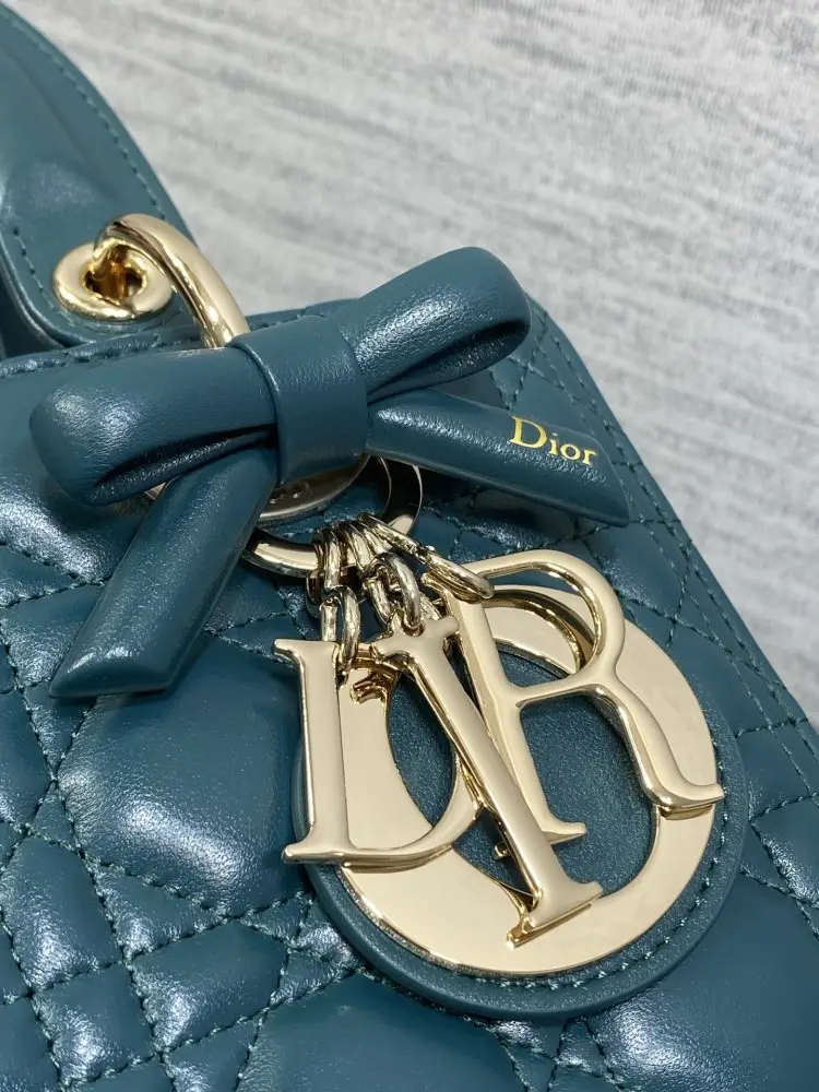 Christian Dior A bag Lady Dior 24 cm — Photo 3