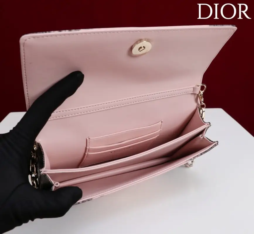 Christian Dior Сумка Lady Dior Flap Chain Clutch 21 см — Фото 5