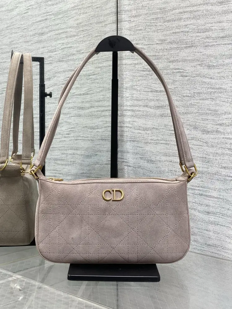 Christian Dior — Сумка Miss Caro Diorling 26 см