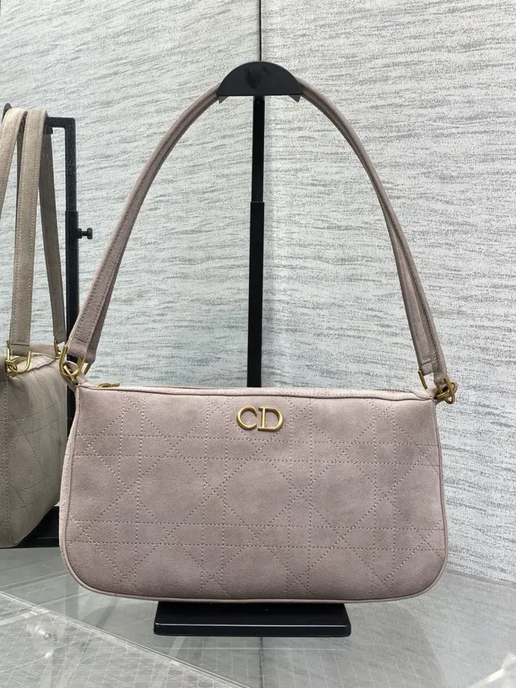Christian Dior — Сумка Miss Caro Diorling 30 см