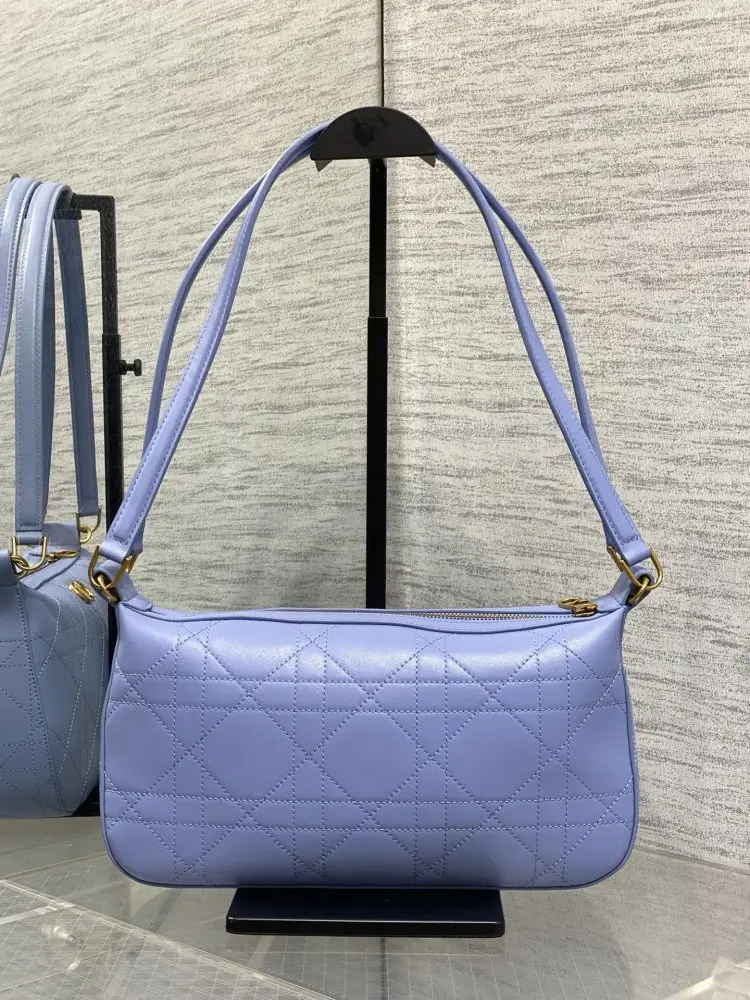 Christian Dior A bag Miss Caro Diorling 30 cm — Photo 3
