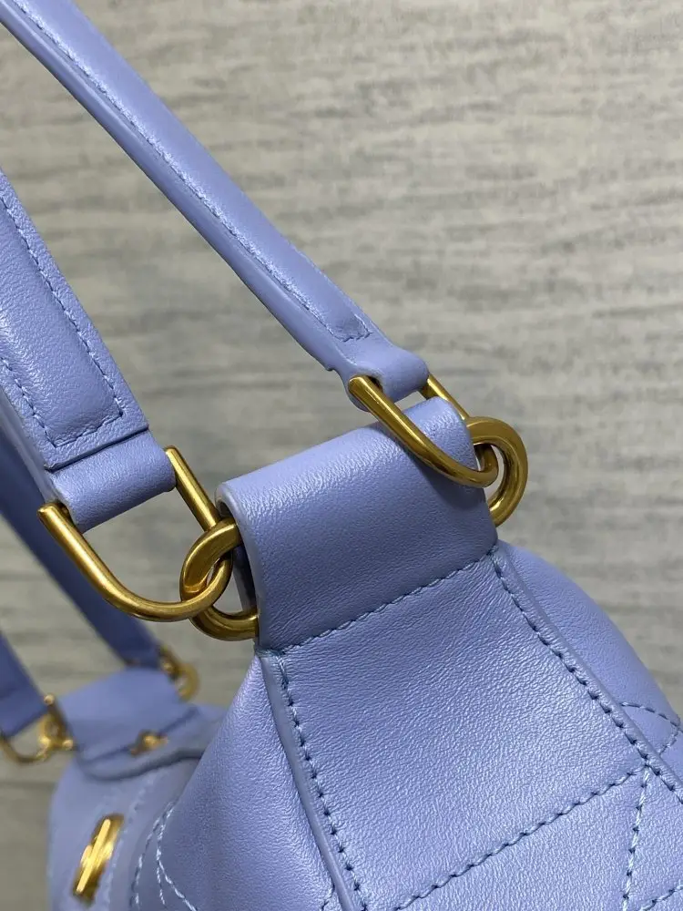 Christian Dior A bag Miss Caro Diorling 30 cm — Photo 5