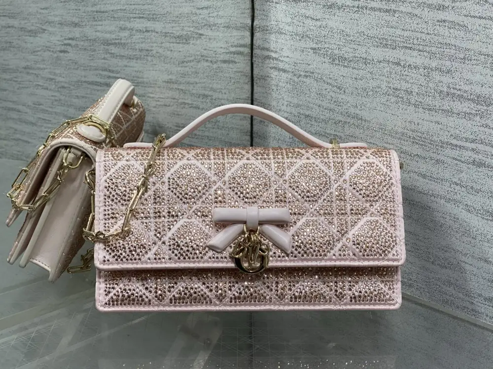 Christian Dior A bag Miss Dior 21 cm decorated кристалами — Photo 2