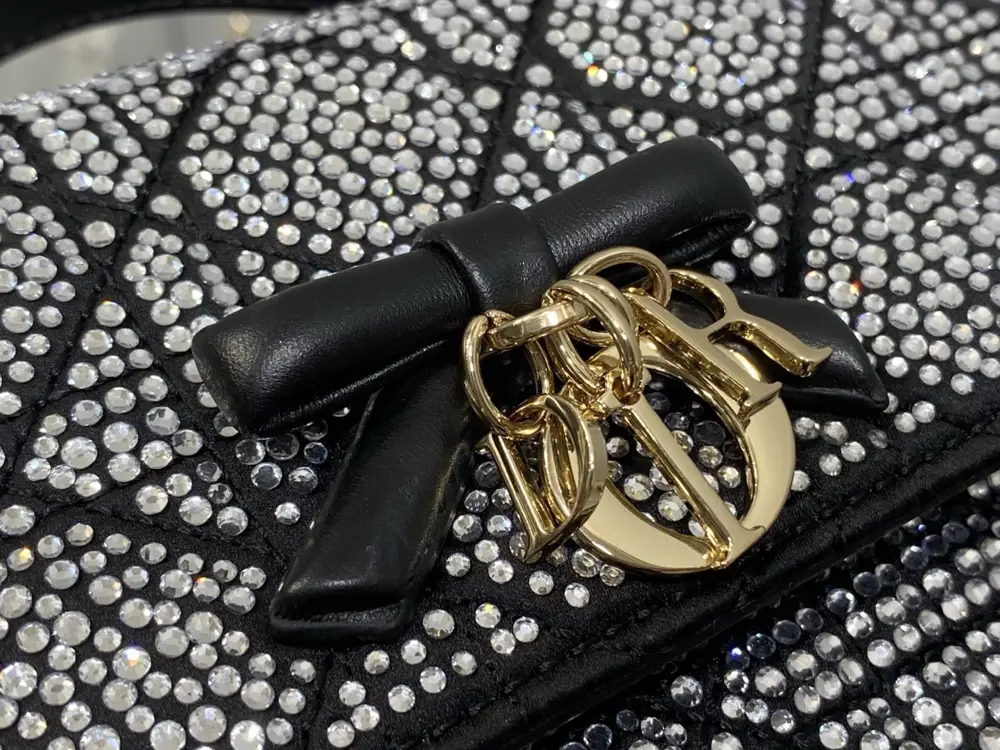 Christian Dior A bag Miss Dior 21 cm decorated кристалами — Photo 3