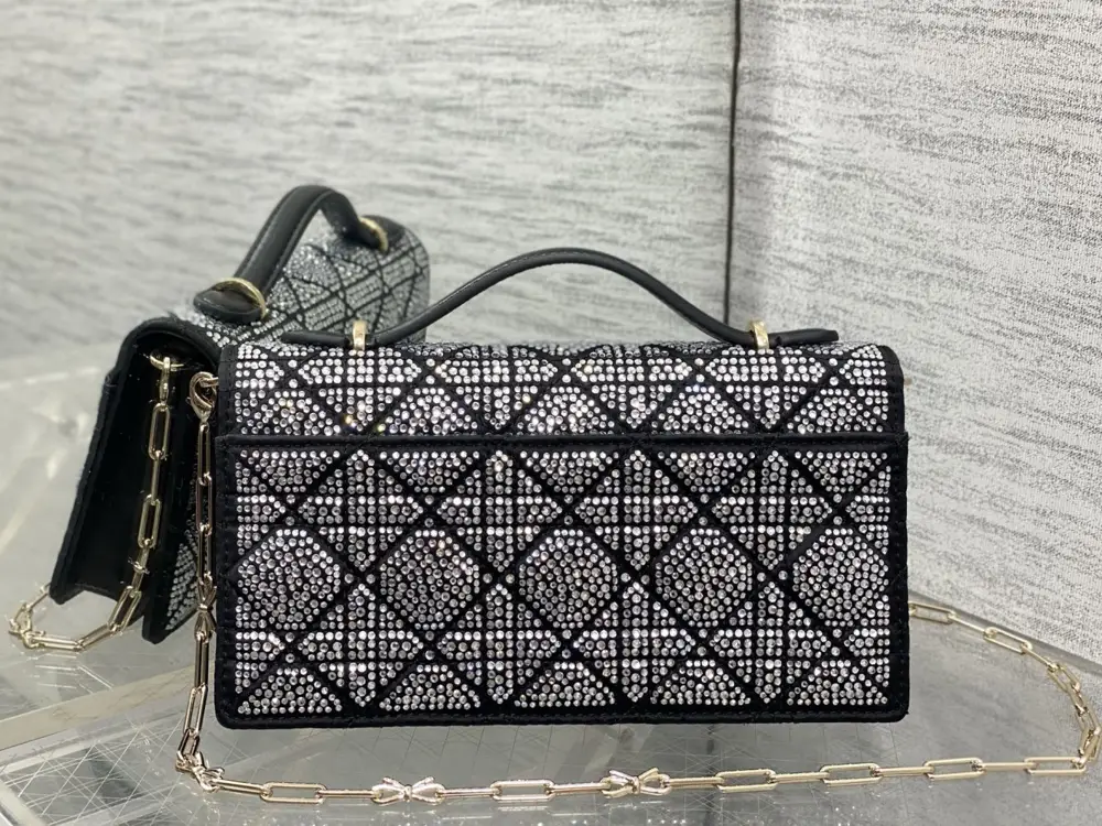 Christian Dior A bag Miss Dior 21 cm decorated кристалами — Photo 4