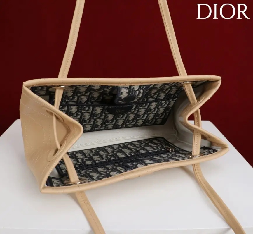 Christian Dior A bag шоппер Dior Promenade 27 cm — Photo 5