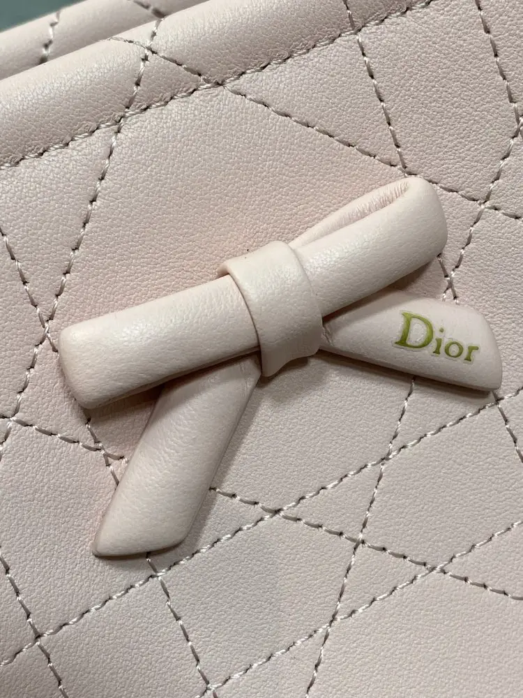 Christian Dior A bag тоут 27 cm of veal skin — Photo 2
