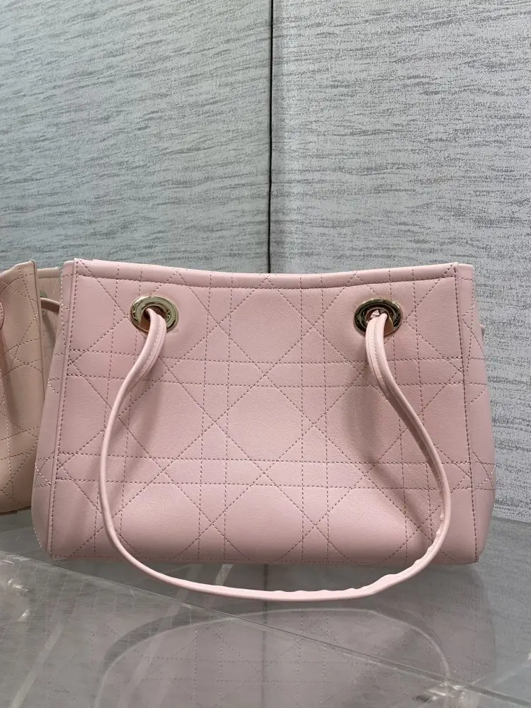 Christian Dior A bag тоут 27 cm of veal skin — Photo 5