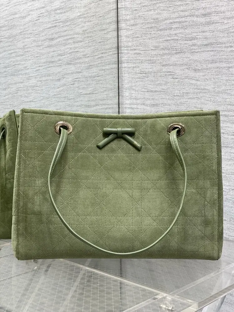 Christian Dior A bag тоут 37 cm of suede — Photo 1