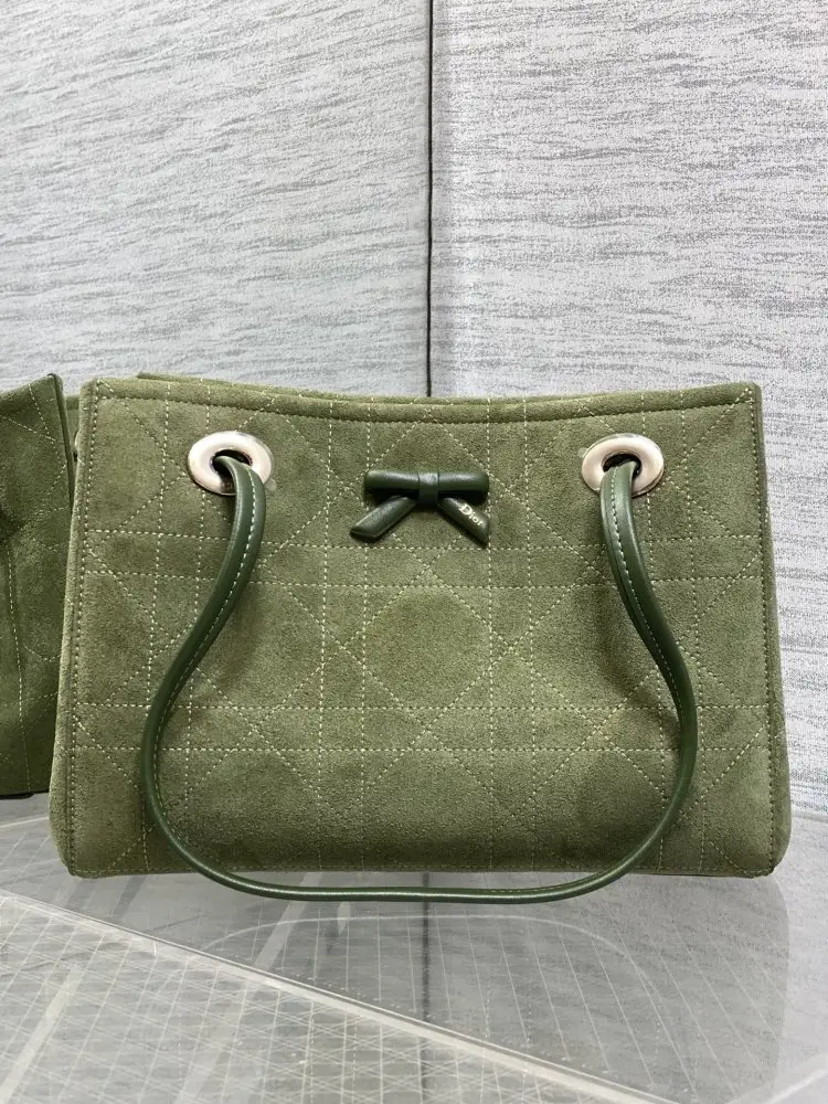Christian Dior A bag-тоут women's 27 cm — Photo 1