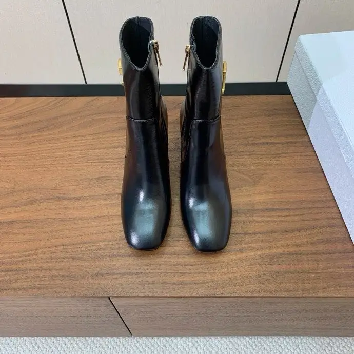 Christian Dior Ankle boots on high heel — Photo 3
