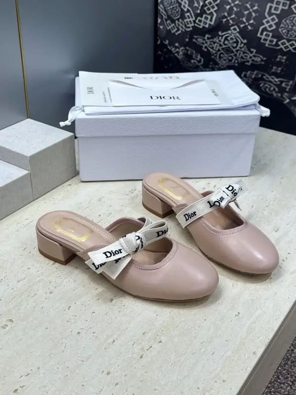 Christian Dior — Ballet shoes мюли from bow
