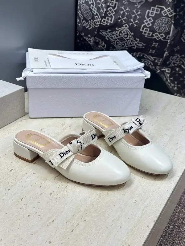 Christian Dior — Балетки мюли с бантом