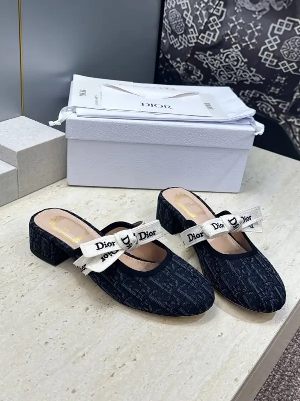 Christian Dior — Балетки мюли с бантом
