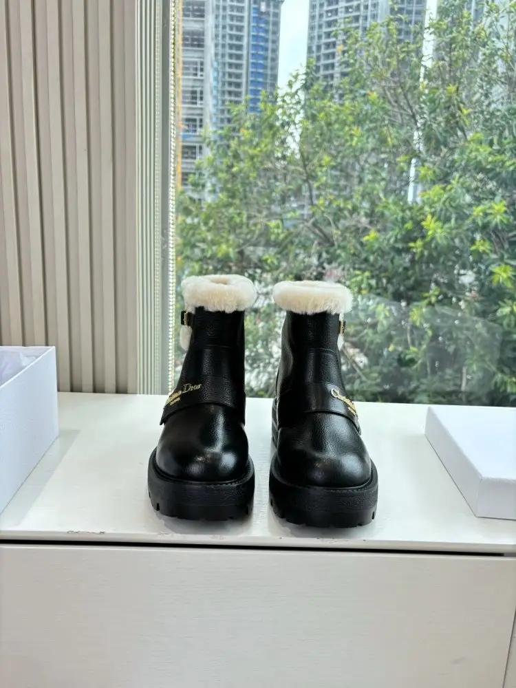 Christian Dior Boots on fur women's — Photo 2