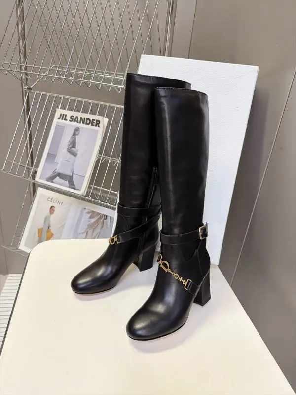 Christian Dior Boots women's on massive heel — Photo 5