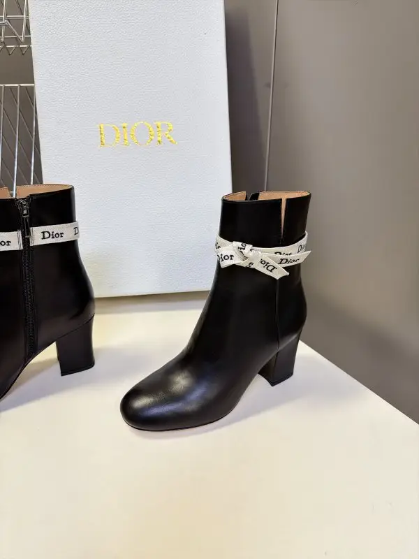 Christian Dior Ботинки женские — Фото 4