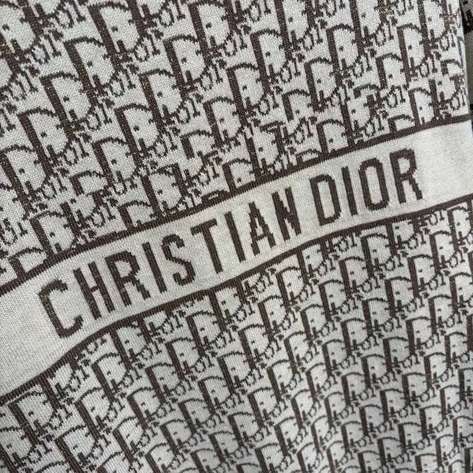 Christian Dior Cardigan — Photo 2