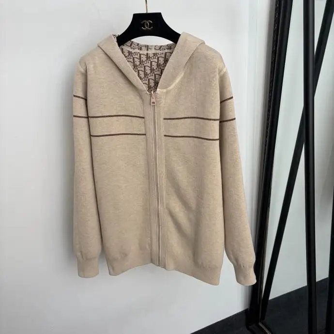 Christian Dior Cardigan — Photo 3