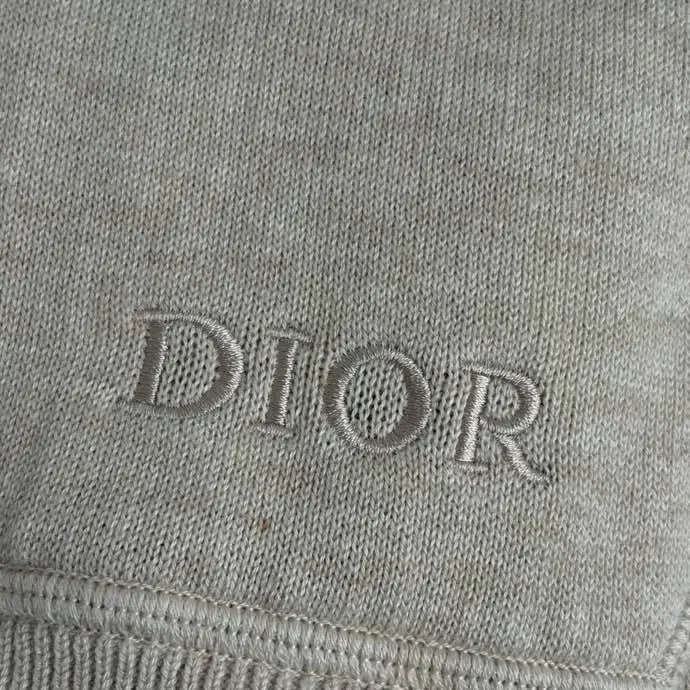 Christian Dior Cardigan — Photo 4