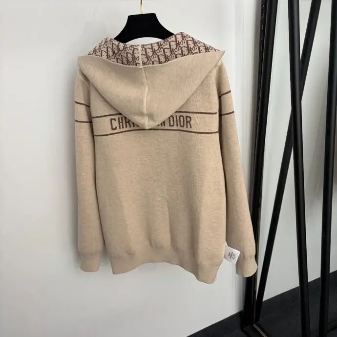 Christian Dior Cardigan — Photo 5